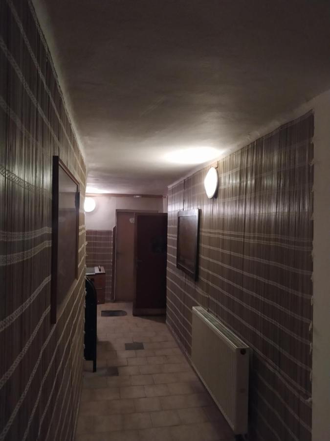 Drevenka Hotel Provodin Bagian luar foto